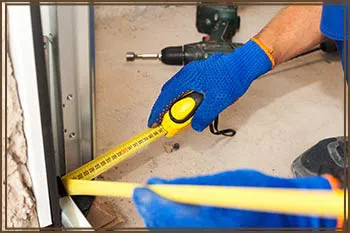 SOS Garage Doors Crosby, TX 281-709-4079 - maintenance-cont-gr-02m